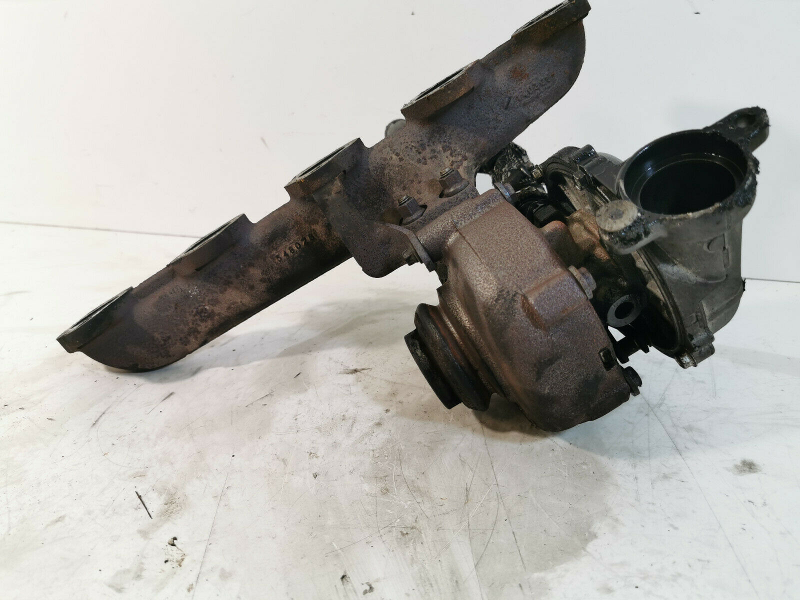 Turbo Citroen Peugeot 1,6 HDi 110CV 9650764480 Pièce Auto Occasion à prix imbattables La Turbo Citroen Peugeot 1,6 HDi 110CV 9650764480 Pièce Auto Occasion à prix imbattables La